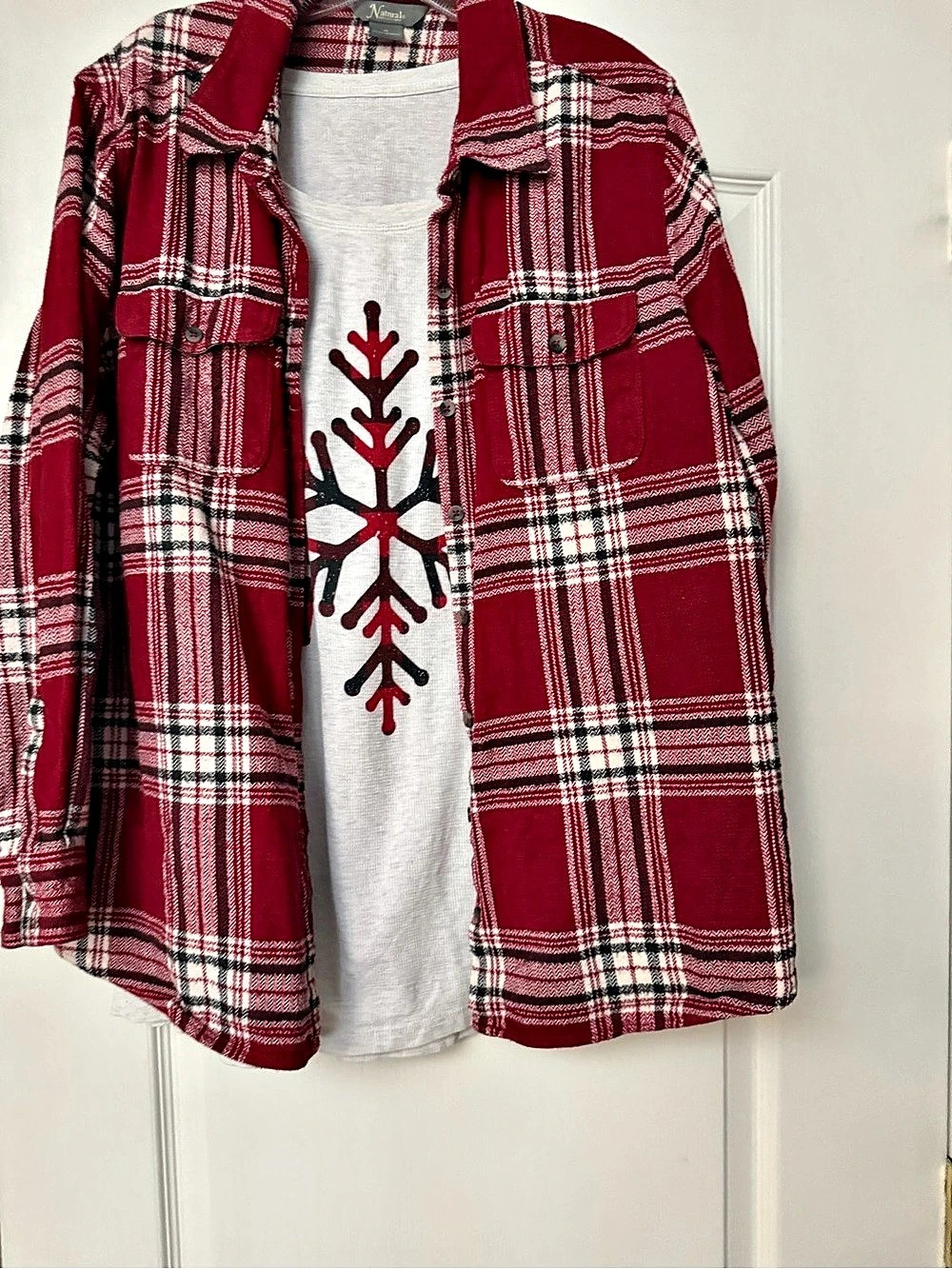 Naturals Plaid Shacket in Red & White XL Like New and snowflake  cream shirt